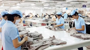 奶茶店模式卖拿铁，「DOUBLE WIN」让咖啡成为日常饮品